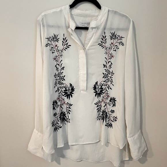 Anthropologie Sheer White Blouse with Navy and Red Floral Embroidery - Picture 4 of 8